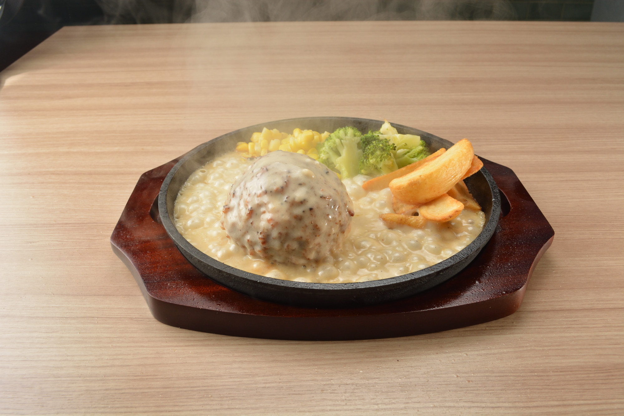 とろけるチーズバーグ