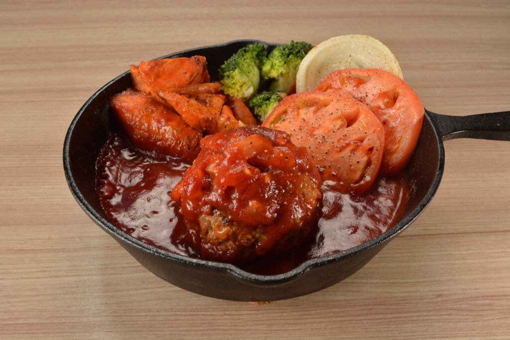トマトソース煮込みハンバーグ